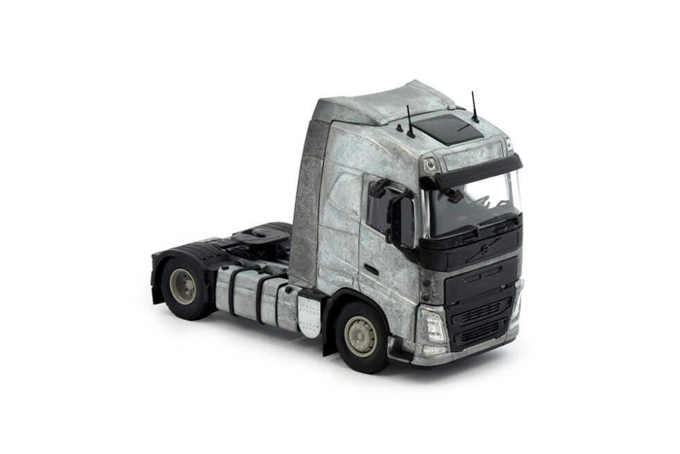 Volvo FH04 4 2 Trekker Bouw Kit Tekno 1 50 CVS Modeltrucks